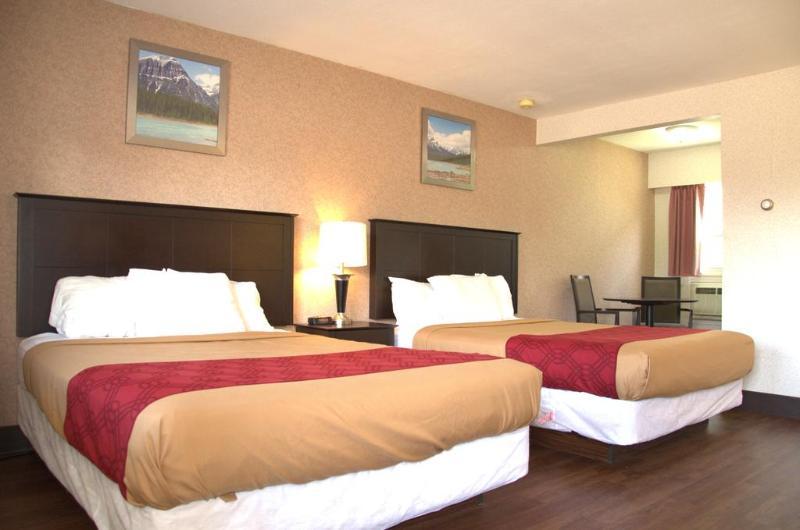 Best Budget Inn & Suites カムループス エクステリア 写真