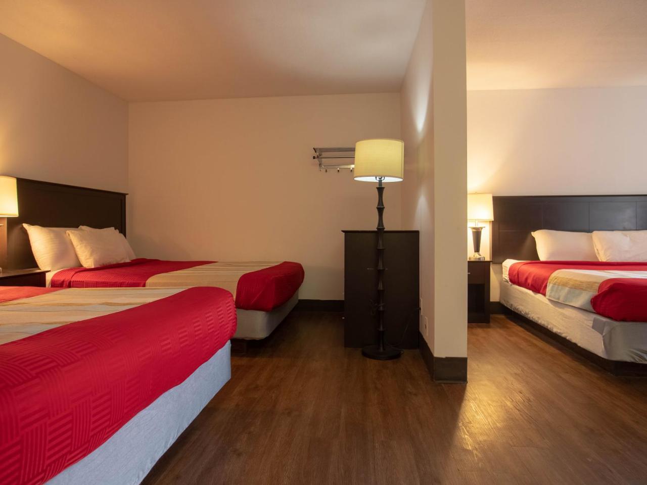 Best Budget Inn & Suites カムループス エクステリア 写真