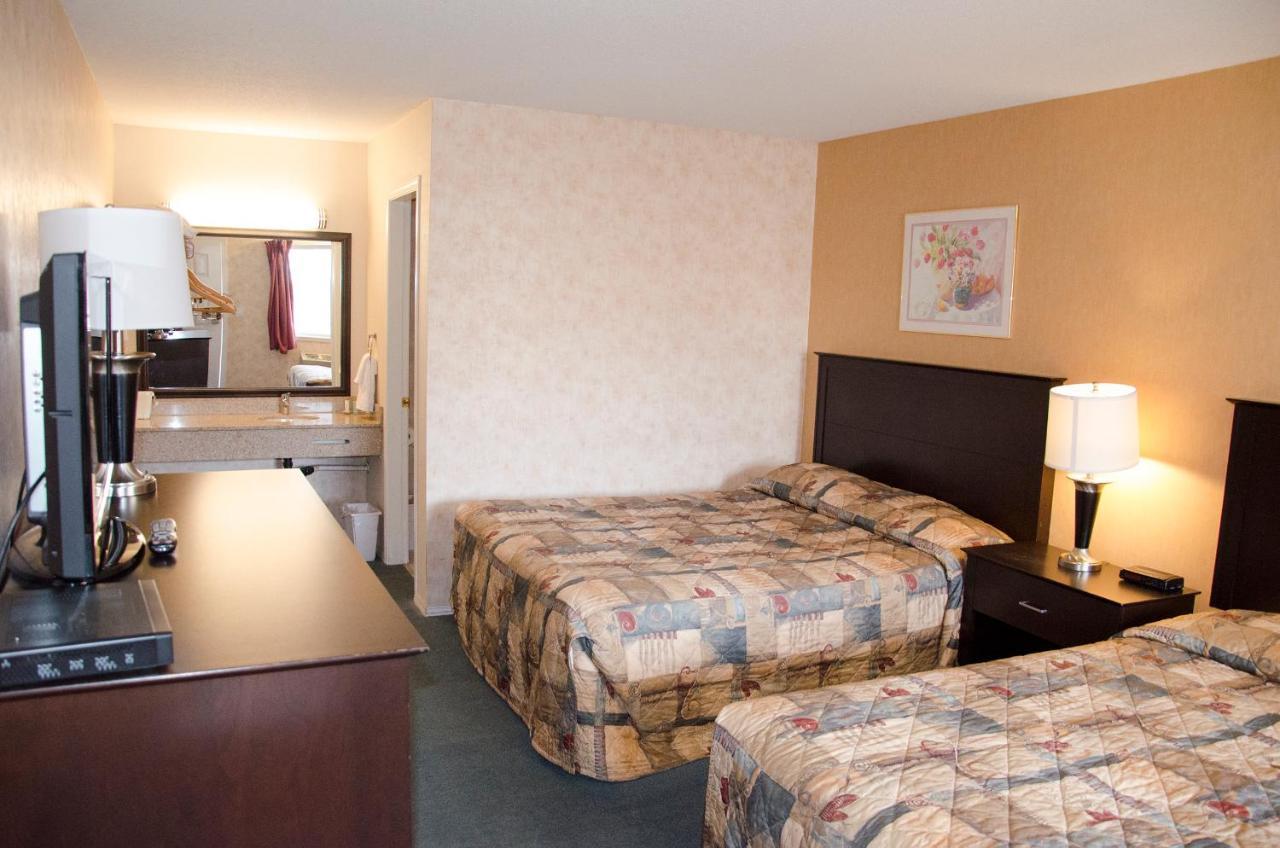 Best Budget Inn & Suites カムループス エクステリア 写真